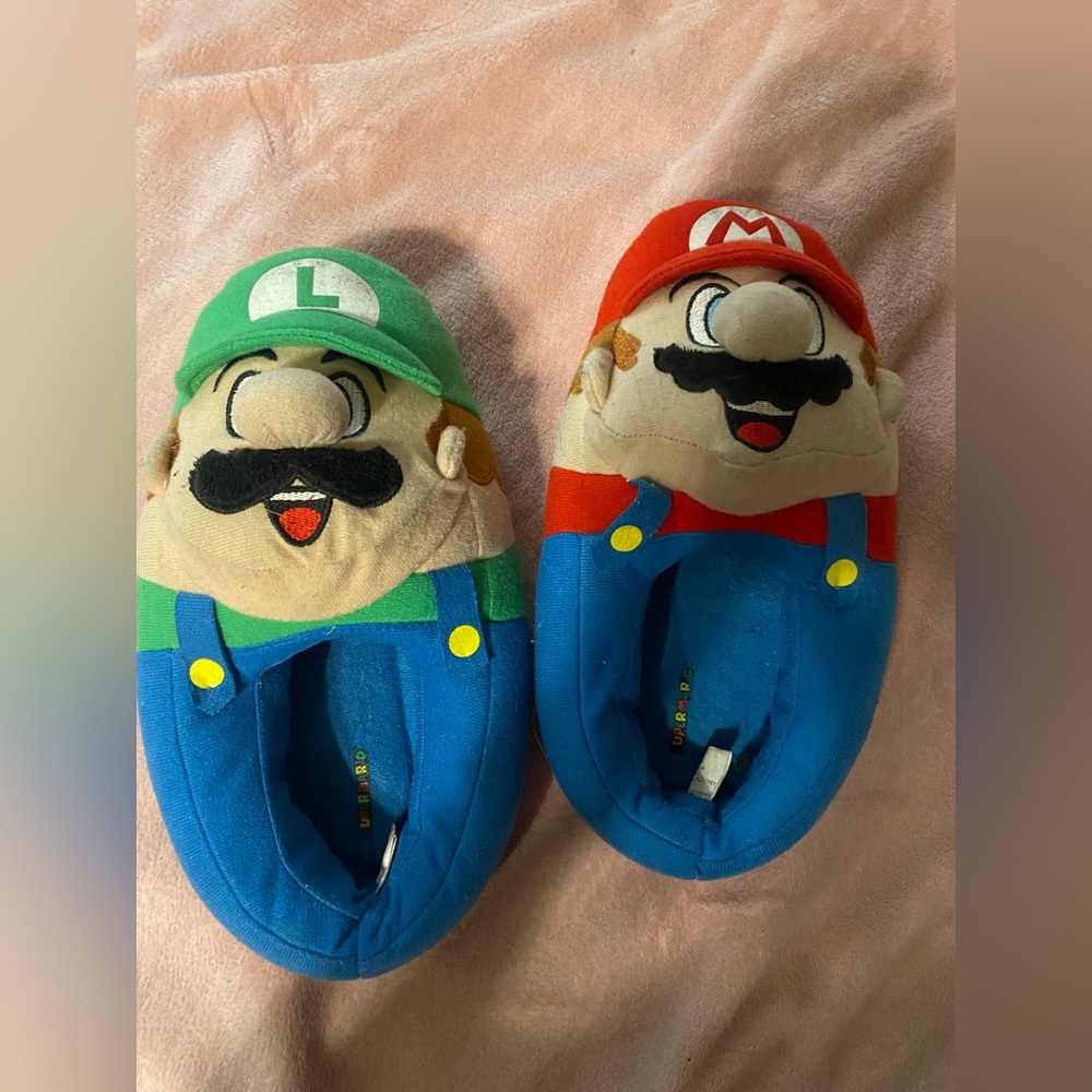 Super Mario Slippers